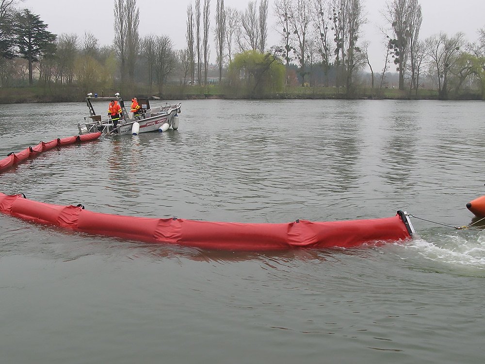 Barrage flottant BARC 2585R de 20 ml x 55 cm. Flotteurs Ø 20cm - Barrage anti-pollution avec jupe PVC de 35 cm